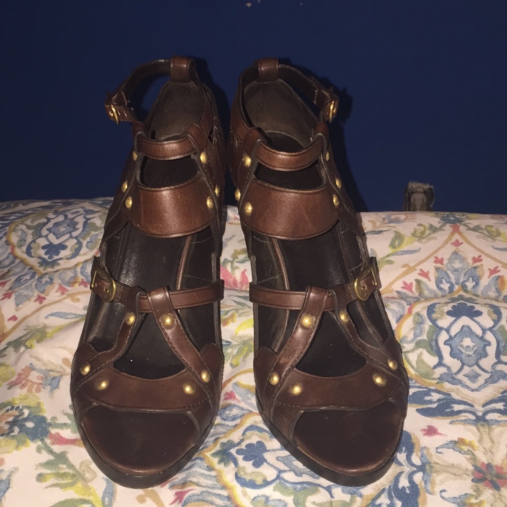 Authentic Gucci sandal shoes